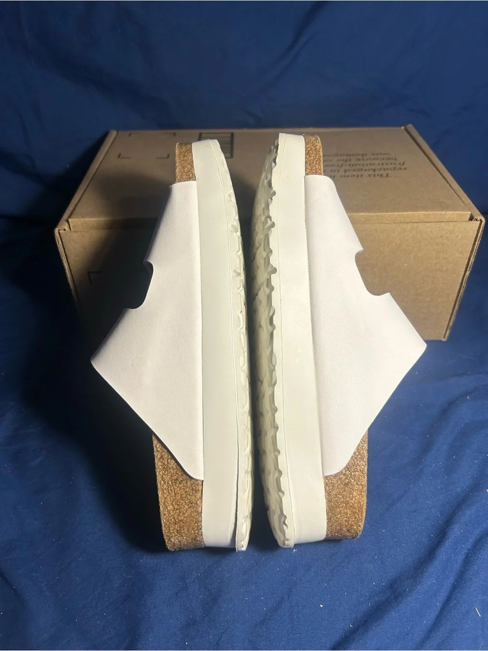 Papillio- Arizona vegan, white, 8 women sw - Picture 3 of 5